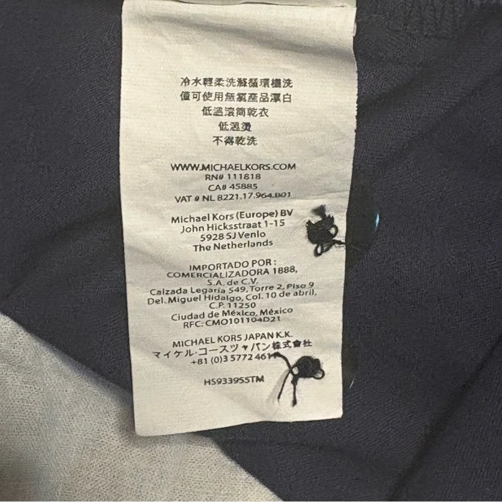 Michael Kors Dark Blue Patterned Men's Shorts - Picture 13 of 13